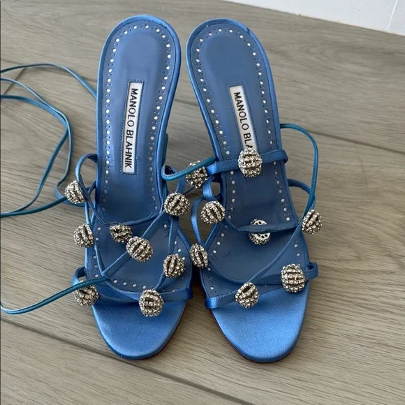 Manolo Blahnik Blue Beaded Sandals - Picture 1 of 3